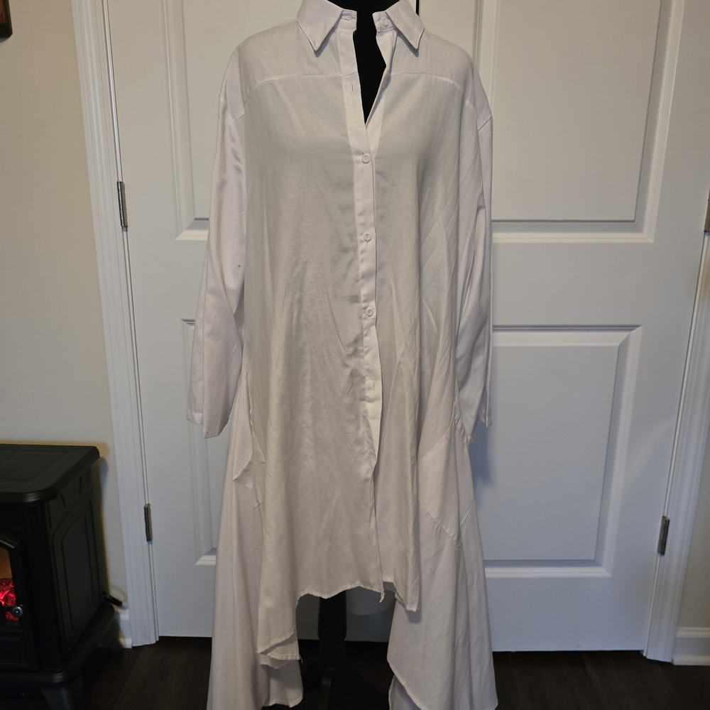 ViVI Classic White Polyester Shirt
